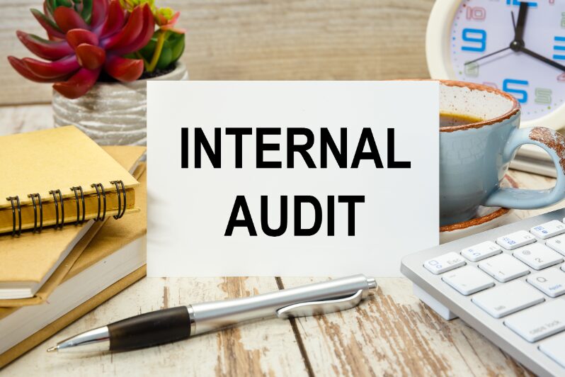 how to conduct an internal audit