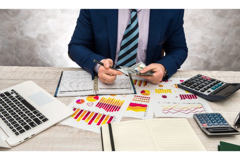 key roles functions of financial accounting in organization