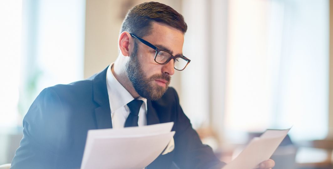 متى تصبح النفقة قابلة للخصم في ضريبة الشركات؟ اختبار «كلياً وحصرياً» لأغراض الأعمال